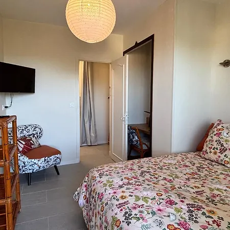 Guest house With 3*